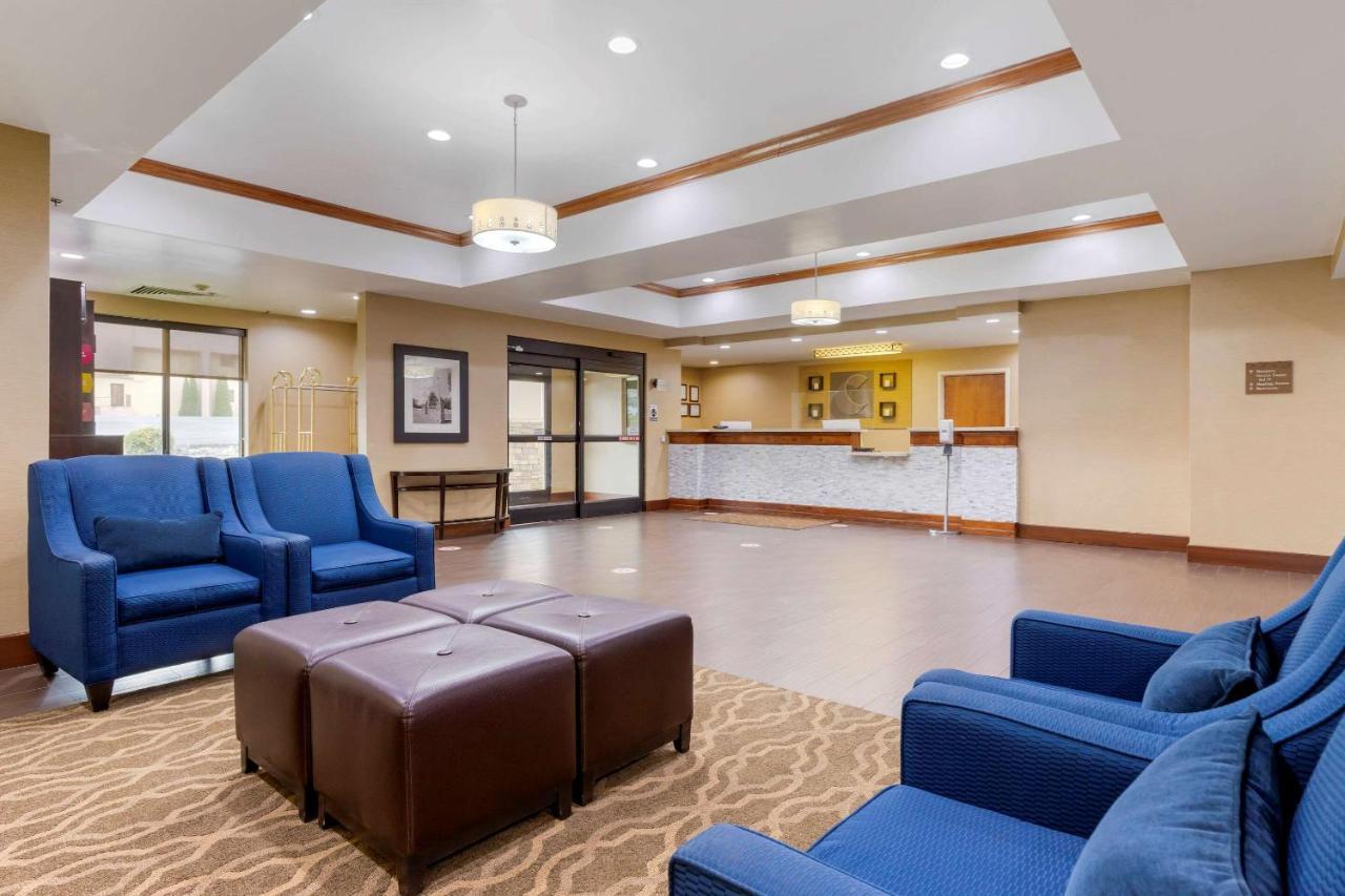 Comfort Suites Johnson City Near University Exterior foto