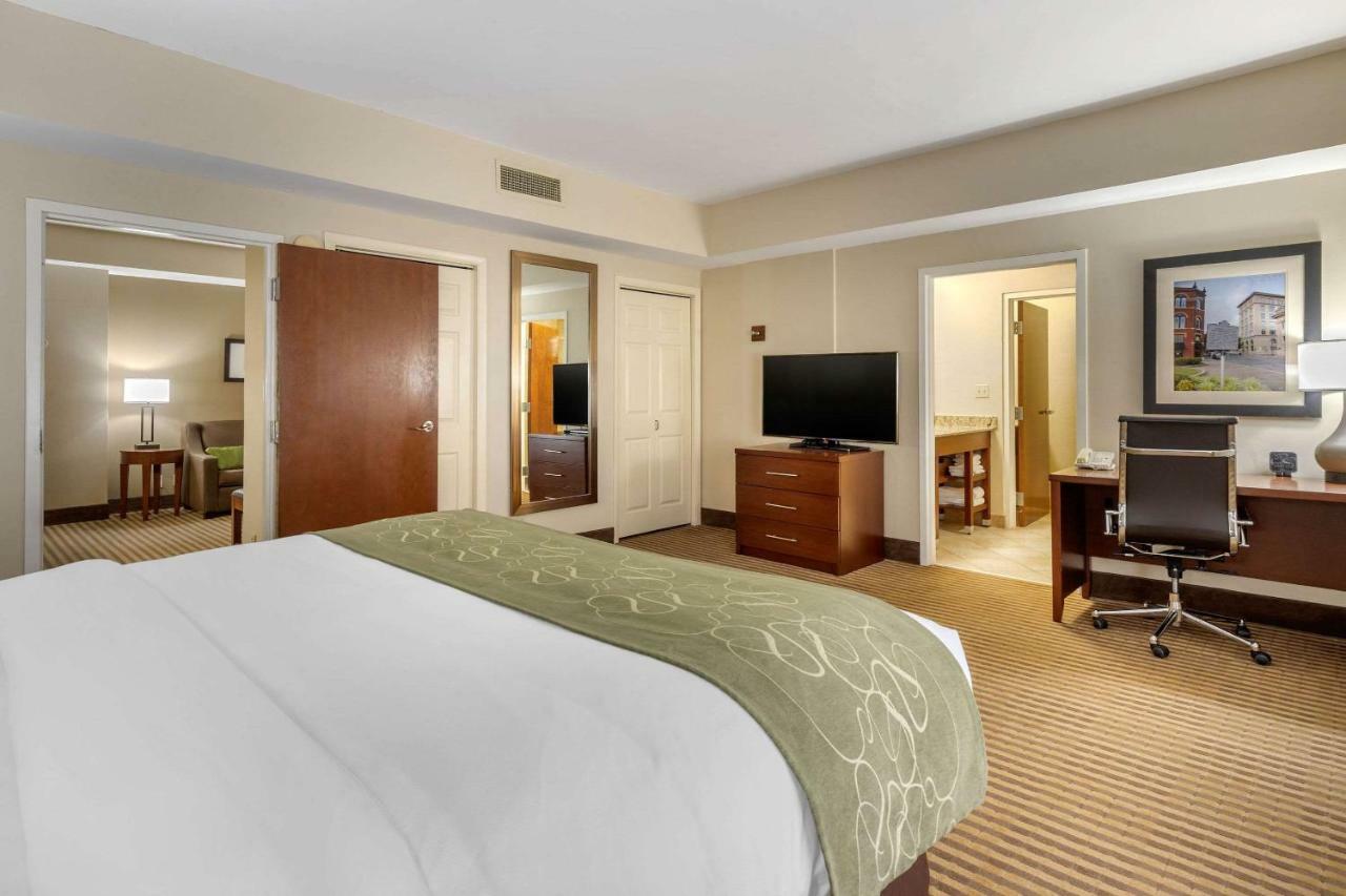 Comfort Suites Johnson City Near University Exterior foto